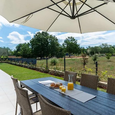 Holiday home Dafna Porec